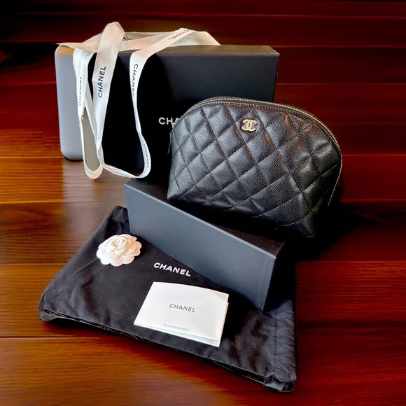 FULL SET - CHANEL Black Caviar Quilted Zipped Cosmetic Case - Picture 1 of 13